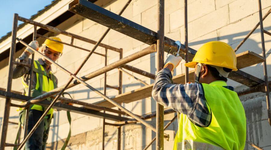 Professional fairlawn roofing services in Hale, MI